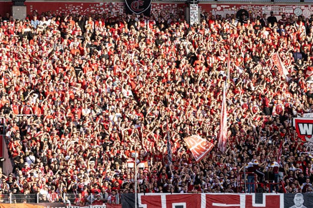 DFB-Pokal, 2026 2027, 1. Runde: Rot-Weiss Essen - FC St. Pauli; 23.08.2026 Fans von Rot-Weiss Essen DFB-Pokal, 2026 2027, 1. Runde: Rot-Weiss Essen - FC St. Pauli; Stadion an der Hafenstraße, Essen; 23.08.2026 DFB regulations prohibit any use of photographs as image sequences and or quasi video. *** DFB Cup, 2026–2027, 1st Round: Rot-Weiß Essen vs. FC St. Pauli, August 23, 2026. Fans of Rot-Weiß Essen. DFB Cup, 2026–2027, First Round: Rot-Weiss Essen vs. FC St. Pauli, Stadion an der Hafenstraße, Essen, August 23, 2026. DFB regulations prohibit any use of photographs as image sequences and or quasi-video content. Copyright: xBEAUTIFULxSPORTS Buriakovx