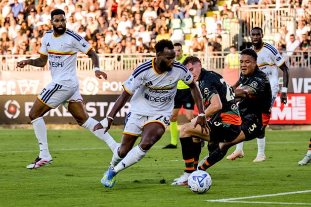 IPA87735566 - Lecce s Lassana Coulibaly in action during the Venezia FC vs. US Lecce Serie A soccer match in Venice, Italy, on August 23, 2026  Copyright: xAlessioxMarini IPAxSportx xx 87735566