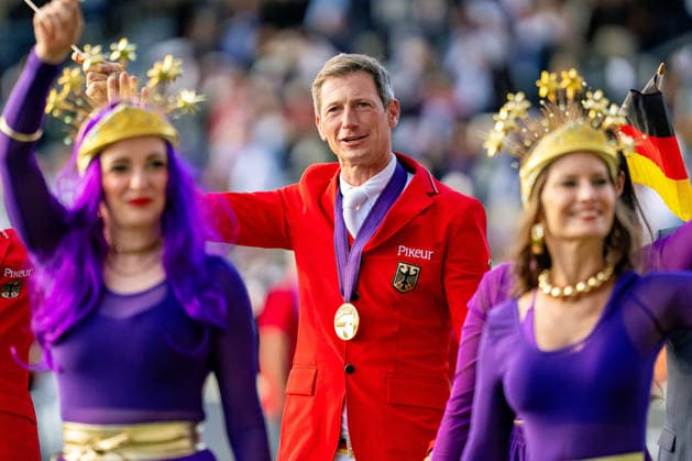 Impressionen der Abschlussfeier, Daniel Deusser FEI World Championship, WM, Weltmeisterschaft Aachen 2026, Closing Ceremony, Abschlussfeier, 23.08.2026 FEI World Championship Aachen 2026, Closing Ceremony, Abschlussfeier, 23.08.2026 Aachen *** Highlights from the Closing Ceremony, Daniel Deusser, 2026 FEI World Championships in Aachen, Closing Ceremony, August 23, 2026, 2026 FEI World Championships in Aachen, Closing Ceremony, August 23, 2026, Aachen Copyright: xEibner-Pressefoto J.xDerondeaux EP_JDU