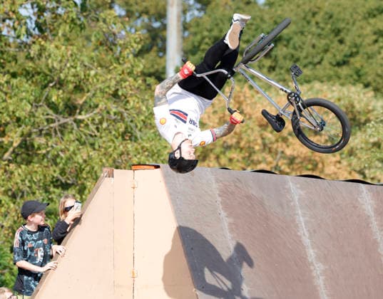23.08.2026 Finale Männer bei der UEC BMX Freestyle Park Europameisterschaft in Darmstadt Ausrichter VC Darmstadt hier Europameister Jordan Clark (GBR) Darmstadt Hessen Deutschland *** August 23, 2026 Men s Final at the UEC BMX Freestyle Park European Championships in Darmstadt Host: VC Darmstadt Here: European Champion Jordan Clark (GBR) Darmstadt, Hesse, Germany