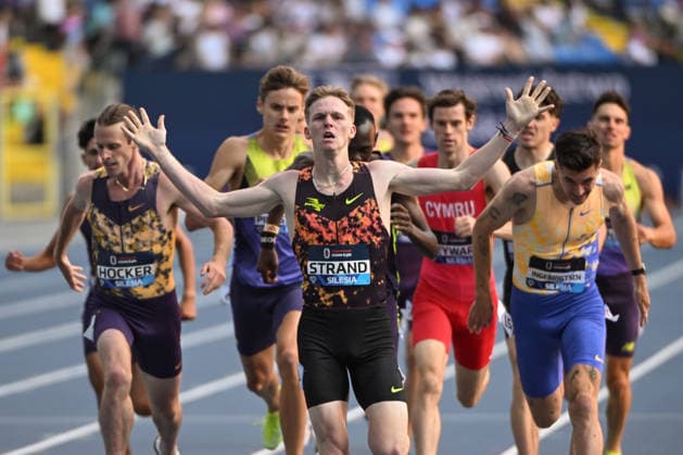 Silesia Diamond League Meeting 2026 in Chorzow CHORZOW, POLAND - AUGUST 23: Ethan Strand of the United States celebrates as he crosses the finish line ahead of Cole Hocker of the United States and Jakob Ingebrigtsen of Norway to win the Men s 1500m Final at the Silesia Diamond League meeting of the 2026 Wanda Diamond League circuit at Silesian Stadium on August 23, 2026 in Chorzow, Poland. Strand shocked the field with a late-surge victory, clocking a season-best time of 3:30.77. Stringer Anadolu Chorzow Poland. Editorial use only. Please get in touch for any other usage.  Copyright: x2026xAnadoluxStringerx