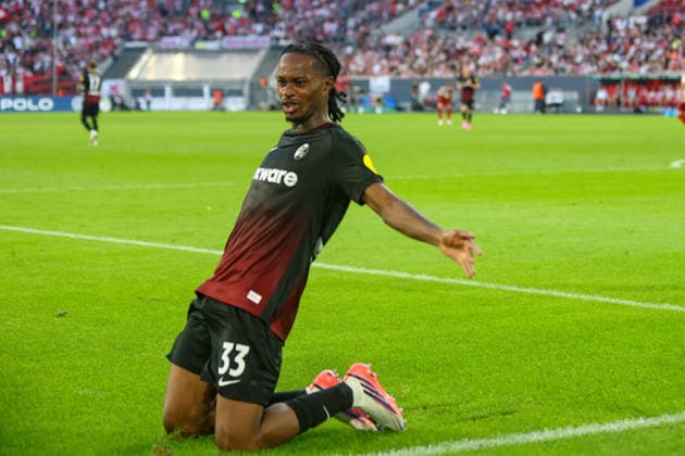 23.08.2026, GER, Fussball, Herren, DFB Pokal , Saison 2026 2027, Fortuna Düsseldorf - SC Freiburg Jordy Makengo (SCF) Torjubel, jubelt nach seinem Treffer zum 0:4 *** August 23, 2026, GER, Soccer, Men s, DFB Cup, 2026–2027 Season, Fortuna Düsseldorf vs. SC Freiburg; Jordy Makengo (SCF) celebrates his goal, making the score 0–4 Copyright: xSvenxHanischx