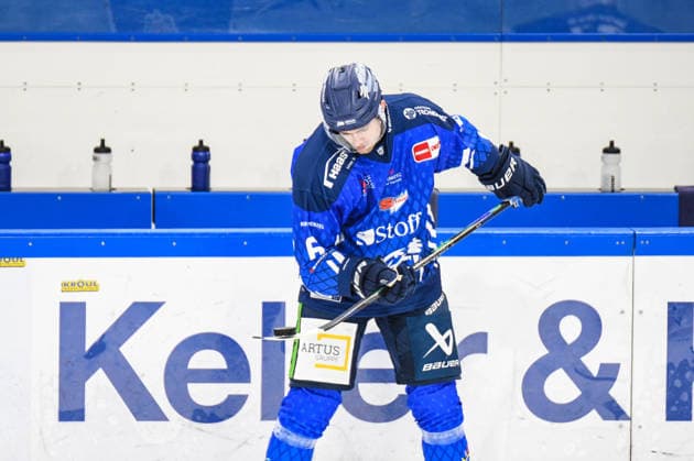 Straubing Tigers vs. Grizzlys Wolfsburg, Eishockey, Deutsche Eishockey Liga, Penny DEL, Vorbereitungsspiel, Gaeuboden Cup, Saison 2026 2027 am 23.08.2026 Alex Green (Straubing Tigers), Eishockey Herren, Deutsche Eishockey Liga, Penny DEL, Vorbereitungsspiel, Gaeuboden Cup, Saison 2026 2027 am 23.08.2026 im Eisstadion am Pulverturm, Straubing Tigers (blau) gegen Grizzlys Wolfsburg (beige) *** Straubing Tigers vs. Grizzlys Wolfsburg, Ice Hockey, German Ice Hockey League, Penny DEL, Preseason Game, Gaeuboden Cup, 2026–2027 Season on August 23, 2026, Alex Green, Straubing Tigers, Men’s Ice Hockey, German Ice Hockey League, Penny DEL, Preseason Game, Gaeuboden Cup, 2026–2027 Season on August 23, 2026, at the Eisstadion am Pulverturm, Straubing Tigers (blue) vs. Grizzlys Wolfsburg (beige)