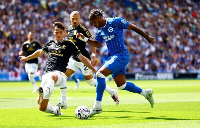 Georginio Rutter of Brighton and Hove Albion and Pau Torres of Aston Villa. Brighton and Hove Albion v Aston Villa, Premier League Football, Football, American Express Community Stadium, Brighton, UK - 23 Aug 2026Brighton American Express Community Stadi United Kingdom EDITORIAL USE ONLY No use with unauthorised audio, video, data, fixture lists, club league logos or live services. Online in-match use limited to 120 images, no video emulation. No use in betting, games or single club league player publications.  Copyright: xJamesxMarsh Shutterstockx 17112311cw