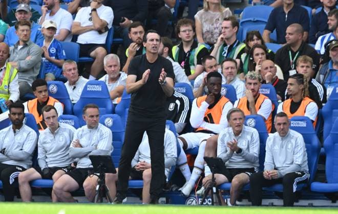 Aston Villa head coach Unai Emery on the touchline during the Premier League match between Brighton and Hove Albion and Aston Villa at the American Express Stadium, Brighton UK - Sunday 23rd August 2026 Brighton v Aston Villa Premier League Football, Amex Stadium, Sussex, UK - 23 Aug 2026Brighton Amex Stadium Sussex United Kingdom EDITORIAL USE ONLY No use with unauthorised audio, video, data, fixture lists, club league logos or live services. Online in-match use limited to 120 images, no video emulation. No use in betting, games or single club league player publications. . No mer  Copyright: xLizxFinlayson TPI Shutterstockx 17113558aq