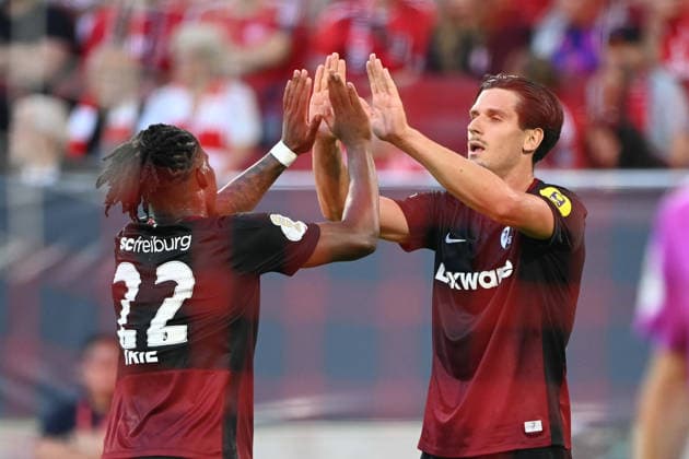 Igor MATANOVIC (FR) jubelt nach seinem Tor zum 1-5 mit Cyriaque IRIE (FR), Jubel, jubeln, Freude, cheers, Fussball DFB Pokal, 1. Hauptrunde, Fortuna Duesseldorf (D) - SC Freiburg (FR) 1-5 am 23.08.2026 in der Merkur Spiel Arena Duesseldorf Deutschland. DFL DFB regulations prohibit any use of photographs as image sequences and or quasi-video Â *** Igor MATANOVIC (FR) celebrates after scoring the goal that made the score 1–5 with Cyriaque IRIE (FR); celebration, cheering, joy, cheers, soccer, DFB Cup, 1st round, Fortuna Düsseldorf vs. SC Freiburg 1–5 on August 23, 2026, at the Merkur Spiel Arena in Düsseldorf, Germany. DFL and DFB regulations prohibit any use of photographs as image sequences and or quasi-video. Â