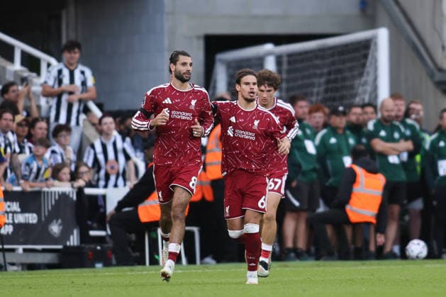 Newcastle United v Liverpool - Premier League 2026 27 Dominik Szoboszlai of Liverpool celebrates his goal during the Premier League match between Newcastle United and Liverpool at St. James s Park in Newcastle, on August 23, 2026. Newcastle Tyne and Wear United Kingdom  Copyright: xMIxNewsx originalFilename:fletcher-newcastl260823_npoUU.jpg