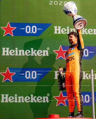F1 Dutch Grand Prix - Lando Norris Celebrates Victory Lando Norris of McLaren Mastercard Formula 1 Team lifts his trophy on the podium during the 2026 Formula 1 Heineken Dutch Grand Prix at the Zandvoort Circuit in Zandvoort, Netherlands on August 23, 2026. Photo by Antoine Lapeyre Reveries Agency ABACAPRESS.COM Zandvoort Netherlands  Copyright: xAntoinexLapeyre ReveriesxAgency ABACAx