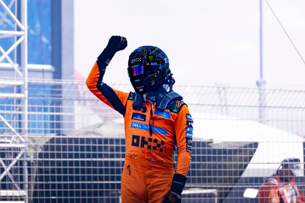 RECORD DATE NOT STATED Formula 1 Heineken Dutch Grand Prix 2026 Grégoire PLACCA OVERTAKE MAXPPP - Zandvoort 23 08 2026 01 NORRIS Lando (gbr), McLaren Mastercard F1 Team, portrait celebration race winner at the Formula 1 Heineken Dutch Grand Prix 2026, the 12th round of the 2026 FIA Formula 1 World Championship, WM, Weltmeisterschaft at Circuit Zandvoort in Zandvoort, Netherlands, from 20 to 23 August 2026 Zandvoort Circuit Zandvoort Netherlands  Copyright: xOVERTAKE MAXPPPxGrégoirexPLACCAx OVT202608236834 OVT202608236834