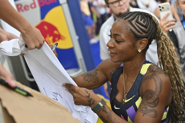 TRACK AND FIELD - International Track and Field Meet - Silesia Diamond League Photo by IPA ABACAPRESS.COM87736148 - Sha Carri Richardson is signing autographs during the Diamond League Silesia Memorial Kamili Skolimowska in Chorzów, Poland, on August 23, 2026 Chorzow Poland  Copyright: xIPAxSport ABACAx