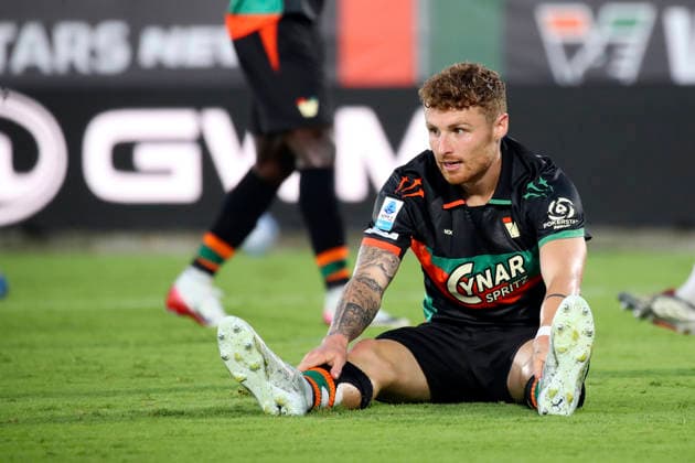 Venezia s Antoine Hainaut(18 Venezia FC) ™s delusion during the Serie A soccer match between Venezia FC and US Lecce in the Pier Luigi Penzo Stadium di Venice,north east Italy - August 23, 2026. - Soccer  Copyright: xPaolaxGarbuio LaPressex