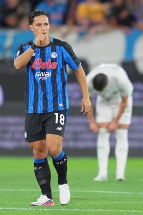 Atalanta s Giacomo Raspadori celebrates after scoring 1-0 during the Serie A soccer match between Atalanta and Sassuolo the New Balance Arena in Bergamo, north Italy - Sunday , August 23 , 2026. - Soccer  Copyright: xSpada LaPressex