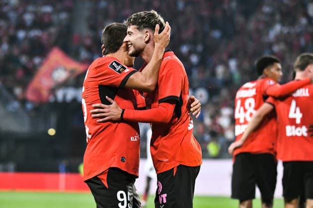 FOOTBALL : Stade Rennais vs Paris SG - Ligue 1 - JournÃ e 1 - 23 08 2026 Joie des joueurs du Stade Rennais aprÃ s le but de Sebastian Szymanski (Stade Rennais) RennesFrance  Copyright: xBaptistexAutissierx