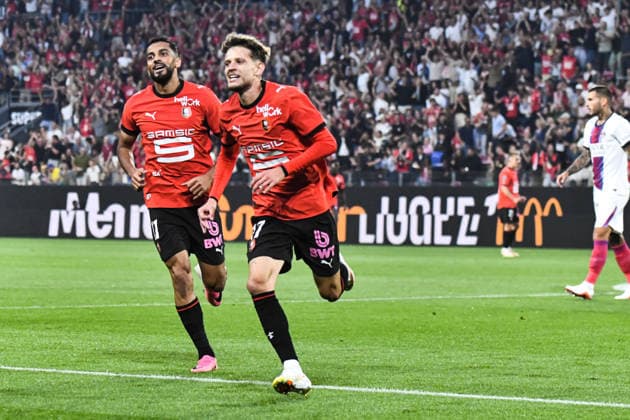 FOOTBALL : Stade Rennais vs Paris SG - Ligue 1 - JournÃ e 1 - 23 08 2026 Joie des joueurs du Stade Rennais aprÃ s le but de Sebastian Szymanski (Stade Rennais) RennesFrance  Copyright: xBaptistexAutissierx