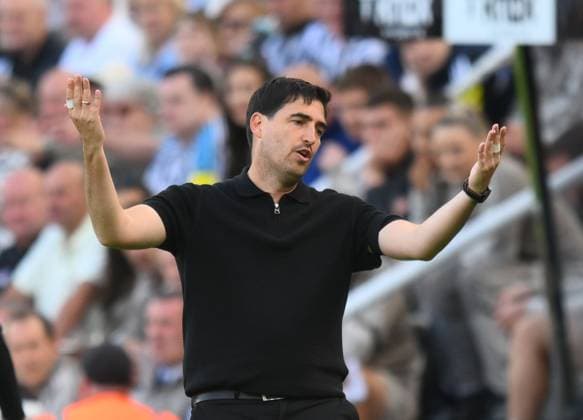 Andoni Iraola manager of Liverpool Newcastle United v Liverpool, Premier League Football, Football, St James Park, Newcastle, UK - 23 Aug 2026Newcastle St James Park United Kingdom EDITORIAL USE ONLY No use with unauthorised audio, video, data, fixture lists, club league logos or live services. Online in-match use limited to 120 images, no video emulation. No use in betting, games or single club league player publications.  Copyright: xRichardxLee Shutterstockx 17112314ca
