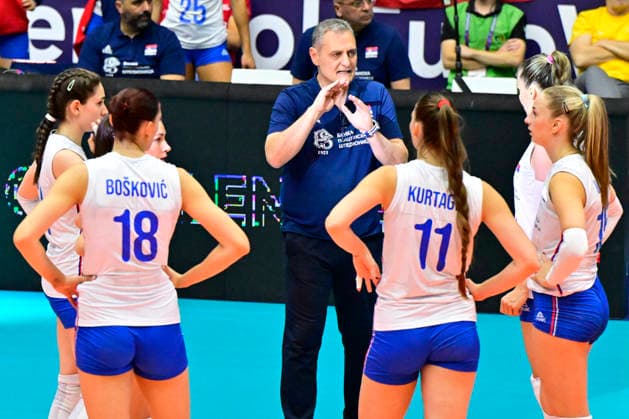 Zoran Terzic, coach of Serbia in action during the Women s European Volleyball Championships Group B match Czech Republic vs Serbia, in Brno, Czech Republic, on August 23, 2026. (CTKxPhoto VaclavxSalek) CTKPhotoP2026082305717  CTKPhotoP2026082305717