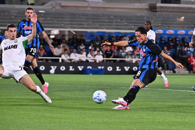 August 23, 2026, Bergamo, Lombardia: Atalanta s Giacomo Raspadori scores the goal 1-0 during the Italian Serie A soccer match Atalanta BC vs Sassuolo Calcio at the New Balance Arena in Bergamo, Italy, 23 August 2026. ANSA MICHELE MARAVIGLIA. Soccer: Serie A; Atalanta-Sassuolo  - ZUMAa110 20260823_zaf_a110_036 Copyright: xMichelexMaravigliax