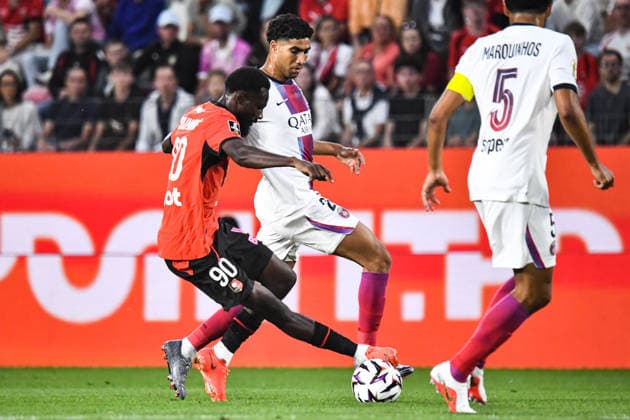 FOOTBALL : Stade Rennais vs Paris SG - Ligue 1 - JournÃ e 1 - 23 08 2026 Achraf Hakimi (Paris SG) Issa Soumare (Stade Rennais) RennesFrance  Copyright: xBaptistexAutissierx