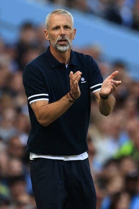 23rd August 2026; Etihad Stadium, Manchester, Lancashire, England; Premier League Football, Manchester City versus AFC Bournemouth; Bournemouth manager Marcus Rose issues instructions to his players DavidxBlunsden