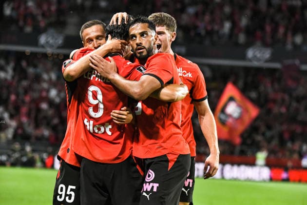 FOOTBALL : Stade Rennais vs Paris SG - Ligue 1 - JournÃ e 1 - 23 08 2026 Joie des joueurs du Stade Rennais aprÃ s le but de Esteban Lepaul (Stade Rennais) RennesFrance  Copyright: xBaptistexAutissierx