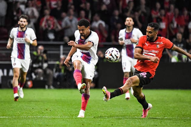 FOOTBALL : Stade Rennais vs Paris SG - Ligue 1 - JournÃ e 1 - 23 08 2026 Warren Zaire-Emery (Paris SG) Moussa Tamari (Stade Rennais) RennesFrance  Copyright: xBaptistexAutissierx