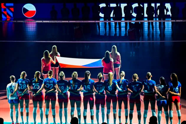Women s European Volleyball Championships Group B match Czech Republic vs Serbia, in Brno, Czech Republic, on August 23, 2026. Pictured Czech National Volleyball Team with flag. (CTKxPhoto VaclavxSalek) CTKPhotoP2026082305839  CTKPhotoP2026082305839