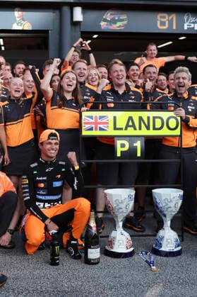 August 23, 2026, Zandvoort, Kaohsiung City, Netherlands: LANDO NORRIS and members of McLaren F1 Team make celebratory victory gestures together following the 2026 Formula 1 Dutch Grand Prix. 2026 Dutch Grand Prix  - ZUMAh201 20260823_zsp_h201_095 Copyright: xYichinxHoux