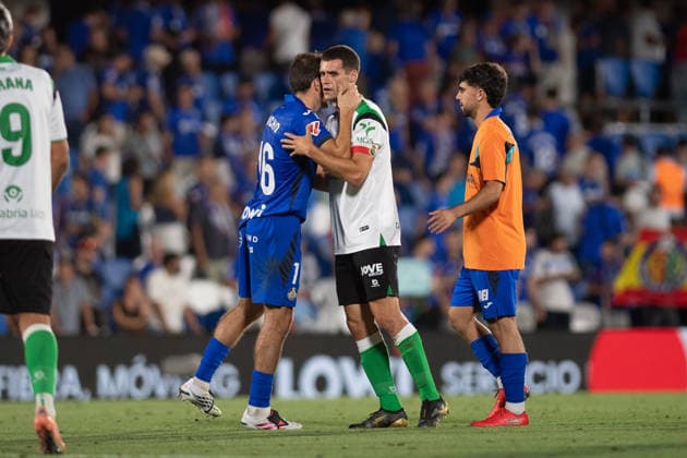 ESP: LaLiga EA Sports Getafe CF v Racing Santander Francho Serrano of Getafe and Alvaro Mantilla of Racing de Santander during LaLiga EA Sports between Getafe CF v Racing Santander played at Coliseum Stadium in Getafe on August 23, 2026 in Spain Spain Futbol *** ESP LaLiga EA Sports Getafe CF vs. Racing Santander Francho Serrano of Getafe and Álvaro Mantilla of Racing de Santander during the LaLiga EA Sports match between Getafe CF and Racing Santander played at Coliseum Stadium in Getafe on August 23, 2026, in Spain. Spain Soccer Copyright: xSergioxReyesx xAgenciaxLOFx
