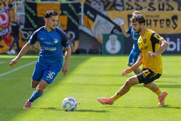 23.08.2026, xgrfx, Fussball DFB Pokal 1.Runde, SV Westfalia Rhynern - Dynamo Dresden v.l. Melih Sayin (SV Westfalia Rhynern), Kann Inanoglu (Dynamo Dresden) (DFL DFB REGULATIONS PROHIBIT ANY USE OF PHOTOGRAPHS as IMAGE SEQUENCES and or QUASI-VIDEO) Münster *** August 23, 2026, xgrfx, Soccer DFB Cup First Round, SV Westfalia Rhynern vs. Dynamo Dresden, Melih Sayin (SV Westfalia Rhynern), Kann Inanoglu (Dynamo Dresden). DFL and DFB regulations prohibit any use of photographs as image sequences and or quasi-video. Münster