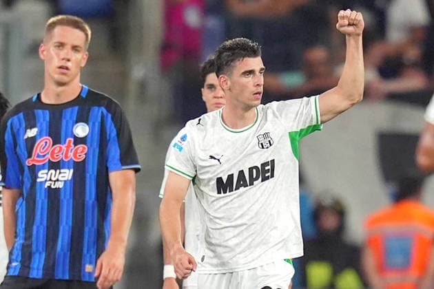 Sassulo s Cas Odenthal celebrates after scoring 1-1 during the Serie A soccer match between Atalanta and Sassuolo the New Balance Arena in Bergamo, north Italy - Sunday , August 23 , 2026. - Soccer  Copyright: xSpada LaPressex