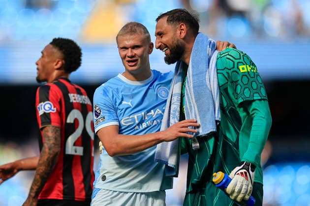 Manchester City v Bournemouth, Premier League Erling Haaland (9) and Gianluigi Donnarumma (1) of Manchester City at the end of the Premier League match between Manchester City and Bournemouth at the Etihad Stadium, Manchester, UK on 23 August 2026. Manchester Etihad Stadium Manchester UK Editorial use only DataCo restrictions apply See www.football-dataco.com , Copyright: xConorxMolloyx PSI-24721-0200