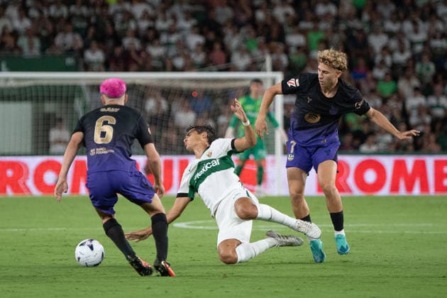 August 23, 2026, Elche, Alicante, Spain: 7 FERMIN foul against 23 REDONDO during the match between Elche CF and FC Barcelona, Barca from LaLiga EASports, matchweek 2, disputed at the MartoÂ­nez Valero stadium, Alicant Soccer 2026: Elche CF Vs FC Barcelona  - ZUMAc290 20260823_zsp_c290_024 Copyright: xJordixCantox