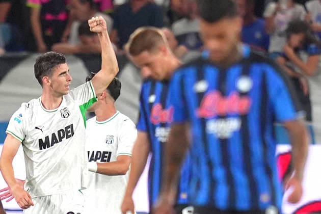 Sassulo s Cas Odenthal celebrates after scoring 1-1 during the Serie A soccer match between Atalanta and Sassuolo the New Balance Arena in Bergamo, north Italy - Sunday , August 23 , 2026. - Soccer  Copyright: xSpada LaPressex