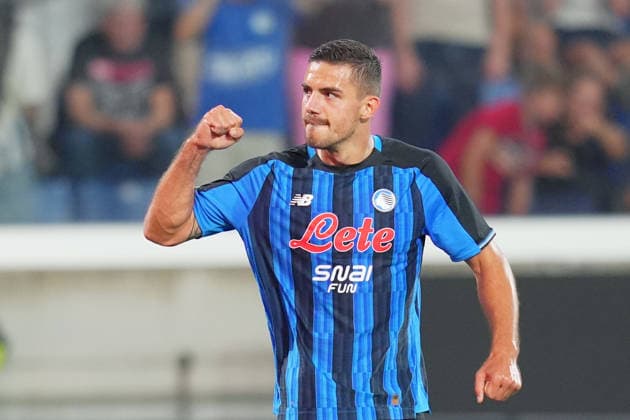 Atalanta s Nikola Krstovic celebrates after scoring 2-1 during the Serie A soccer match between Atalanta and Sassuolo the New Balance Arena in Bergamo, north Italy - Sunday , August 23 , 2026. - Soccer  Copyright: xSpada LaPressex
