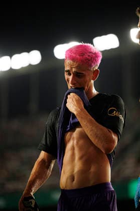 Gavi seen leaving pitch injured during LaLiga EA SPORTS 2026 2027 game between teams of Elche CF and FC Barcelona, Barca (Maciej Rogowski Ball Raw Images) Elche Manuel Martinez Stadium Spain Copyright: xMaciejxRogowskix maciejrogowski_elche_barcelona_2627-11