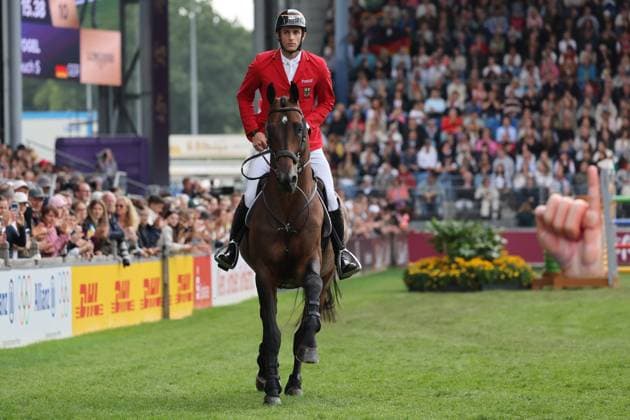 Richard Vogel (GER, Deutschland) mit Pferd United Touch S, Frust und Enttäuschung, aktueller Europameister und Sieger des Rolex Grand Prix von Aachen 2026 (CHIO Aachen) , Springen, FEI Jumping World Championship, WM, Weltmeisterschaft FEI Jumping World Championship, Competition Individual Final, Longines-Prize, Longines-Preis, Finale Einzelwertung, Jumping , AACHEN - FEI World Championships 2026, Weltfest des Pferdesports, Reitsport Weltmeisterschaft 2026, Aachen 2026, Welcome Home 2026, Aachener Soers, 11. bis 23. August 2026, Reitsport, 23.08.2026, Aachen Aachener Soers Deutschland *** Richard Vogel (GER), Germany, riding United Touch S; frustration and disappointment; current European Champion and winner of the 2026 Rolex Grand Prix at CHIO Aachen; show jumping; FEI Jumping World Championship; FEI Jumping World Championship; Individual Final; Longines Prize, Longines Prize, Individual Final, Jumping, AACHEN FEI World Championships 2026, World Festival of Equestrian Sports, 2026 Equestrian World Championships, Aachen 2026, Welcome Home 2026, Aachen Soers, August 11–23, 2026, Equestrian Sports, August 23, 2026, Aachen Soers, Germany