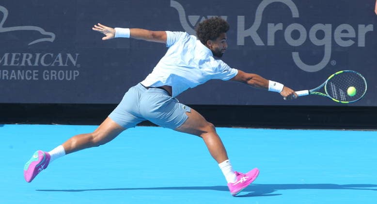 Cincinatti Open tennis tournament Authur Fils of France in action against Frances Tiafoe of the USA during their finals match of the Cincinnati Open tennis tournament in Cincinnati, USA, 23 August 2026. CINCINNATI OHIO UNITED STATES  Copyright: xMARKxLYONSx