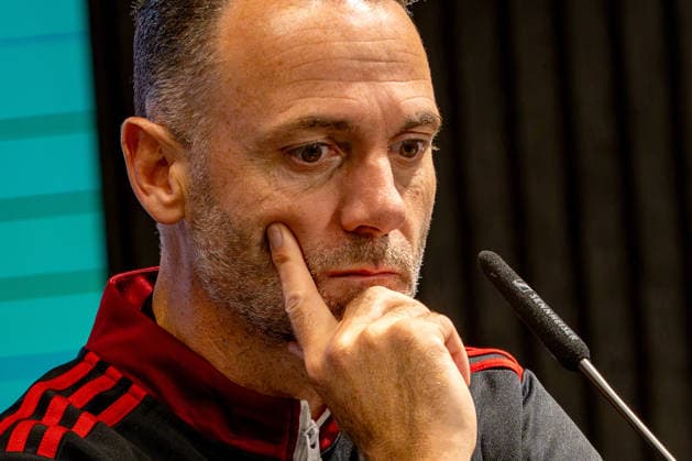 23.08.2026, xkkux, Fußball, Fortuna Düsseldorf - SC Freiburg, 1. Runde DFB-Pokal 2026 27, MERKUR SPIEL-ARENA, Saison 2026 2027: Cheftrainer Alexander Ende (Fortuna Düsseldorf hc) enttäuscht Enttäuschung bei der Pressekonferenz nach dem Spiel DFB regulations prohibit any use of photographs as image sequences and or quasi-video. Nordrhein-Westfalen Deutschland *** August 23, 2026, xkkux, Soccer, Fortuna Düsseldorf vs. SC Freiburg, Round 1 of the 2026–27 DFB Cup, MERKUR SPIEL ARENA, 2026–2027 season; Head Coach Alexander Ende of Fortuna Düsseldorf hc is disappointed; Disappointment at the post-match press conference; DFB regulations prohibit any use of photographs as image sequences and or quasi-video; North Rhine-Westphalia, Germany