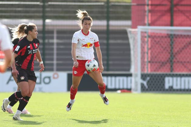 Google Pixel Frauen-Bundesliga, RB Leipzig - Bayer Leverkusen; 23.08.2026 Sandra Starke (13, RB Leipzig). Fußball, Google Pixel Frauen-Bundesliga, Saison 2026 2027, 1. Spieltag: RB Leipzig vs. Bayer 04 Leverkusen am 23.08.2026, Trainingszentrum Cottaweg, Leipzig. DFB REGULATIONS PROHIBIT ANY USE OF PHOTOGRAPHS AS IMAGE SEQUENCES AND OR QUASI-VIDEO. *** Google Pixel Women s Bundesliga, RB Leipzig vs. Bayer Leverkusen, August 23, 2026, Sandra Starke 13, RB Leipzig Soccer, Google Pixel Women s Bundesliga, 2026–2027 Season, Matchday 1: RB Leipzig vs. Bayer 04 Leverkusen on August 23, 2026, Cottaweg Training Center, Leipzig. DFB regulations prohibit any use of photographs as image sequences and or quasi-video. Copyright: xBEAUTIFULxSPORTS JanxKaeferx