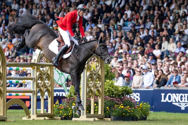 Daniel DEUSSER (GER) auf Otello de Guldenboom, im Sprung, Einzelbild, Einzelaktion, im Springen S3, Umlauf A, FEI Jumping World Championship, WM, Weltmeisterschaft - Individual Final - LONGINES-Preis, am 23.08.2026, FEI Reit Weltmeisterschaft Aachen 2026 vom 11. - 23.08.2026 in Aachen Deutschland; Â *** Daniel DEUSSER (GER) on Otello de Guldenboom, in flight, single frame, individual action, in Jumping S3, Round A, FEI Jumping World Championship Individual Final LONGINES Prize, on August 23, 2026, FEI World Equestrian Championships Aachen 2026, August 11–23, 2026, in Aachen, Germany Â