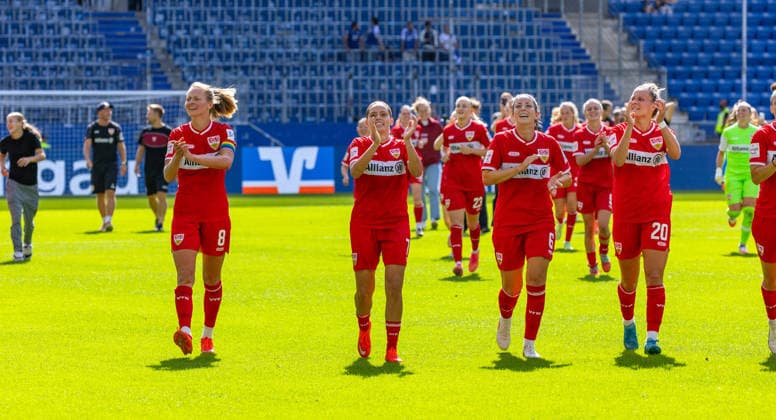 23.08.26 Frauen TSG 1899 Hoffenheim - VfB Stuttgart Deutschland, Stuttgart, 23.08.2026, Fussball, Frauen, Bundesliga, Saison 2026 2027, TSG 1899 Hoffenheim - VfB Stuttgart: Team Mannschaft Spielerinnen VfB Stuttgart Schlussjubel. *** August 23, 2026 Women s TSG 1899 Hoffenheim vs. VfB Stuttgart Germany, Stuttgart, August 23, 2026, Soccer, Women s, Bundesliga, 2026–2027 Season, TSG 1899 Hoffenheim vs. VfB Stuttgart, Team, Squad, Players, VfB Stuttgart, Victory celebration