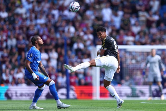 Brighton and Hove, England, 23rd August 2026. Boubacar Kamara of Aston Villa heads the ball during the Brighton and Hove Albion vs Aston Villa Premier League match at the AMEX Stadium, Brighton and Hove. Picture credit should read: Paul Terry Sportimage EDITORIAL USE ONLY. No use with unauthorised audio, video, data, fixture lists, club league logos or live services. Online in-match use limited to 120 images, no video emulation. No use in betting, games or single club league player publications. SPI_058_PT_Brighton_Villa SPI-4931-0061