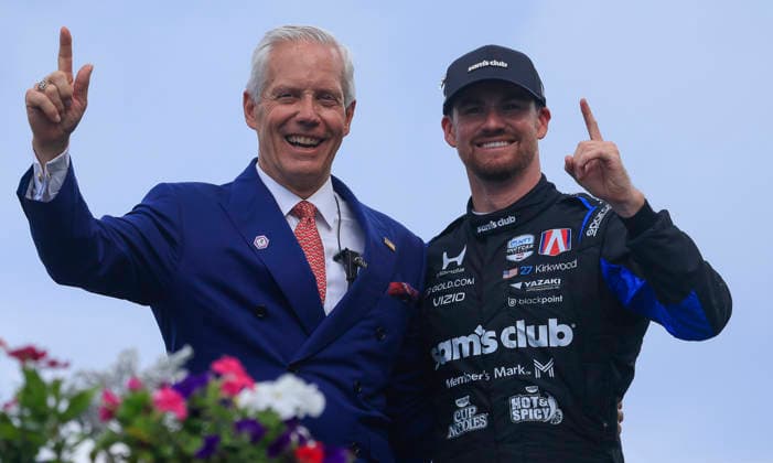 August 23, 2026: Kyle Kirkwood, driver of the 27 Andretti Honda celebrates with Bud Denker, the chair of the Freedom 250 Grand Prix, after the NTT IndyCar, Indy Car, IRL, USA Series Freedom 250 on August 22, 2026 on the streets of Washington, DC. CSM Washington Dc USA - ZUMAc04_ 20260823_zma_c04_106 Copyright: xJustinxCooperx