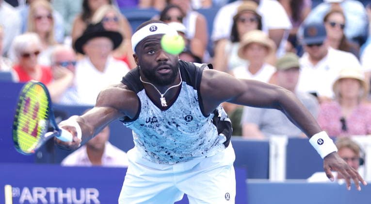 Cincinatti Open tennis tournament Frances Tiafoe of the USA in action against Arthur Fils of France during their final match of the Cincinnati Open tennis tournament in Cincinnati, Ohio, USA, 23 August 2026. CINCINNATI OHIO UNITED STATES  Copyright: xMARKxLYONSx