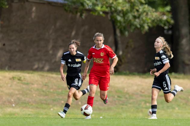 Regionalliga Nordost Frauen: 1. FFV Erfurt vs. 1. FC Union Berlin II; Erfurt; 23.08.2026 Angelina Lübcke ( 9; 1. FFV Erfurt) Regionalliga Nordost Frauen: 1. FFV Erfurt vs. 1. FC Union Berlin II; Sportforum Johannesplatz Erfurt; 23.08.2026 *** Northeast Regional League (Women) 1: FFV Erfurt vs. 1 FC Union Berlin II, Erfurt, August 23, 2026, Angelina Lübcke 9-1, FFV Erfurt, Northeast Regional League (Women) 1: FFV Erfurt vs. 1 FC Union Berlin II, Sportforum Johannesplatz, Erfurt, August 23, 08, 2026 Copyright: xBEAUTIFULxSPORTS Duehringx