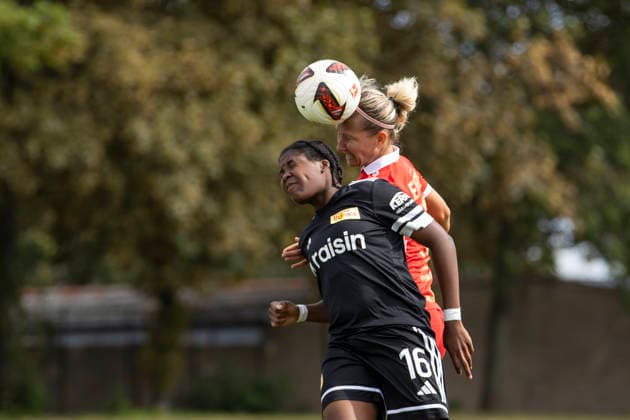 Regionalliga Nordost Frauen: 1. FFV Erfurt vs. 1. FC Union Berlin II; Erfurt; 23.08.2026 Mandy Uhl ( 18; 1. FFV Erfurt) gegen Lea Aseko Nkili ( 16; 1. FC Union Berlin II) Regionalliga Nordost Frauen: 1. FFV Erfurt vs. 1. FC Union Berlin II; Sportforum Johannesplatz Erfurt; 23.08.2026 *** Northeast Regional League Women s Division 1: FFV Erfurt vs. 1 FC Union Berlin II, Erfurt, August 23, 2026; Mandy Uhl (18, 1) of FFV Erfurt vs. Lea Aseko Nkili (16, 1) of 1 FC Union Berlin II; Northeast Regional League Women s Division 1: FFV Erfurt vs 1 FC Union Berlin II, Sportforum Johannesplatz, Erfurt, August 23, 2026 Copyright: xBEAUTIFULxSPORTS Duehringx