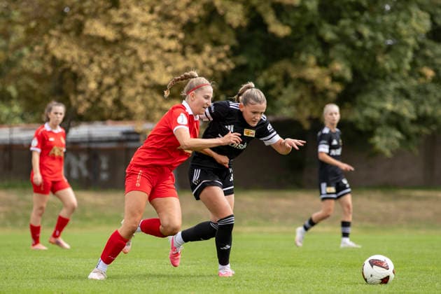 Regionalliga Nordost Frauen: 1. FFV Erfurt vs. 1. FC Union Berlin II; Erfurt; 23.08.2026 Luisa Preißel ( 6; 1. FFV Erfurt) gegen Meliah Hartmann ( 17; 1. FC Union Berlin II) Regionalliga Nordost Frauen: 1. FFV Erfurt vs. 1. FC Union Berlin II; Sportforum Johannesplatz Erfurt; 23.08.2026 *** Northeast Regional League Women 1 FFV Erfurt vs. 1 FC Union Berlin II Erfurt, August 23, 2026 Luisa Preißel 6 1 FFV Erfurt vs. Meliah Hartmann 17 1 FC Union Berlin II Northeast Regional League Women 1 FFV Erfurt vs. 1 FC Union Berlin II Sportforum Johannesplatz, Erfurt, August 23, 2026 Copyright: xBEAUTIFULxSPORTS Duehringx
