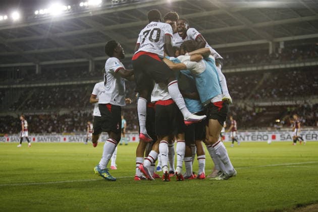 SOCCER - Serie A - Torino FC vs. AC Milan Photo by IPA ABACAPRESS.COM87741643 - Adrien Rabiot of AC Milan celebrating with his teammates after a goal during the 2026–27 Coppa Italia soccer match between Torino FC and Carrarese Calcio 1908 on August 23, 2026, at the Stadio Olimpico Grande Torino in Turin, Italy. Photo by Nderim KACELI Turin Italy  Copyright: xIPAxSport ABACAx