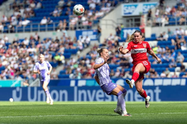 August 23, 2026, Sinsheim, Baden-WoÂ¼Rttemberg, Germany: VfB Stuttgart midfielder ADRIANA ACHCINSKA (22) kicks the ball away from TSG Hoffenheim defender LAURA GLONING (20) during a Google Pixel Frauen-Bundesliga football match at SNP Arena on Sunday, Aug. 23, 2026. Sinsheim Germany - ZUMAm349 20260823_zsp_m349_001 Copyright: xBrandonxMarchekx