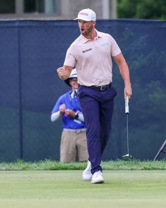 AUG 23, 2026: Wyndham Clark of the United States reacts after making the putt on 16th hole during the final round of the BMW Championship at Bellerive Country Club in St. Louis, Missouri. CSM St. Louis United States - ZUMAc04_ 20260823_zma_c04_147 Copyright: xRomanxPunox